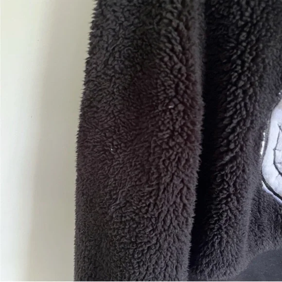 Disney The Nightmare Before Christmas sweatshirt black white Jack sherpa crop - Picture 3 of 9